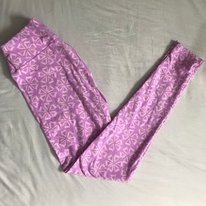 BNWT LuLaRoe Purple leggings - OS